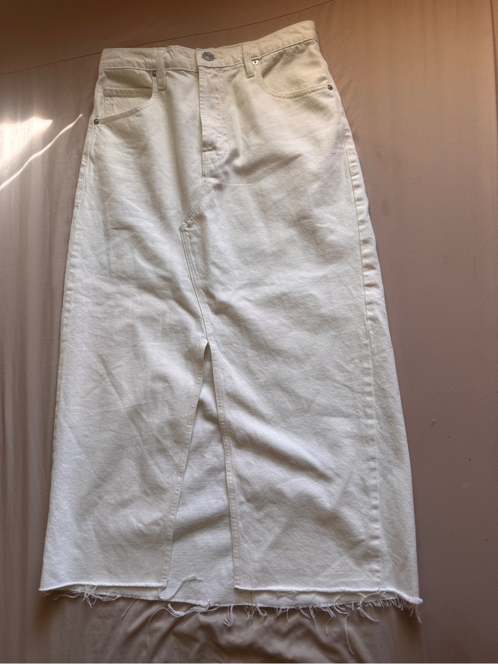 Frame Denim White Midi Denim Skirt with Front Slit